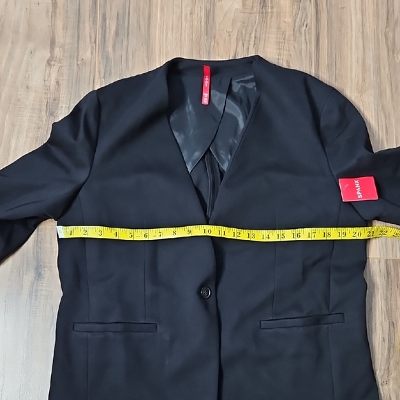 Spanx Women's Black Perfect Collarless Blazer NWT - Picture 11 of 14